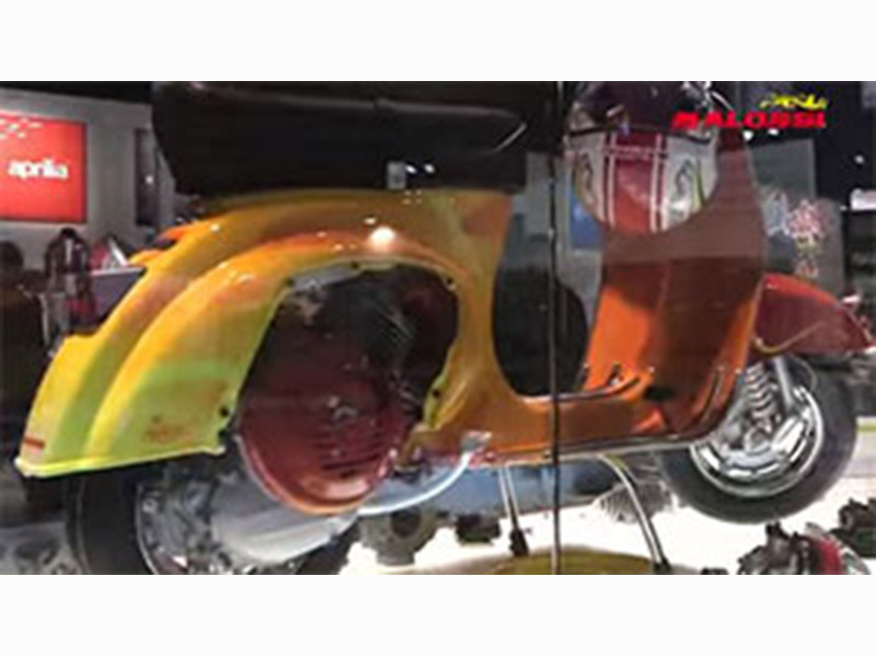 Video Vespa Piaggio con ammortizzatore RS24