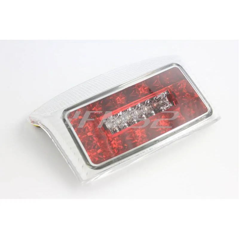 Fanale posteriore TNT a led omologato per Booster- BW'S  dal 2004 in poi, ricambio 204432A