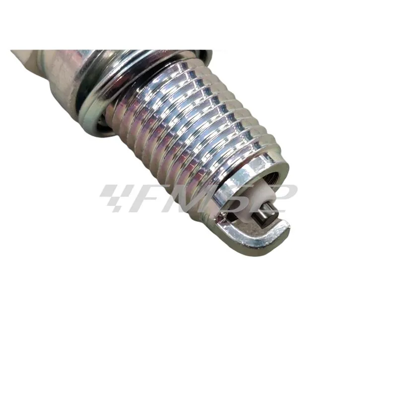 N4106070 Candela NGK DCPR7E, filetto corto, stock nr.3932