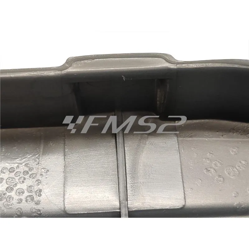 Coperchio in plastica grigio copri braccio oscillante mozzo Piaggio vespa PX 125, 150 e 200 2° serie prodotte dal 1981 con freno a tamburo e asse ruota grande  diametro 22 mm (CIF), ricambio 5879