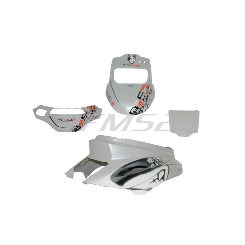 77390070 Kit carene one italia modello step 2 race di colore bianco  metallizzato con grafiche per scooter Yamaha BW'S 50 prodotti dal 2004 in  poi, ricambio 77390070