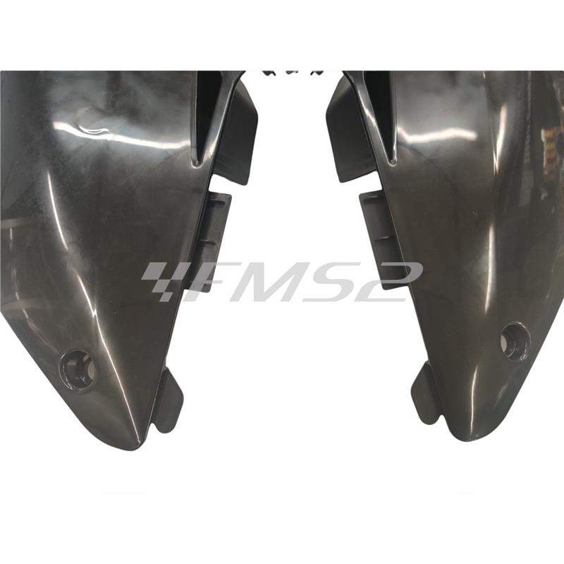 Coppia fianchetti sotto sella posteriori HM - Vent in plastica di colore nero senza grafiche per HM e Vent 50 cc e 125 cc enduro e motard, ricambio W23227