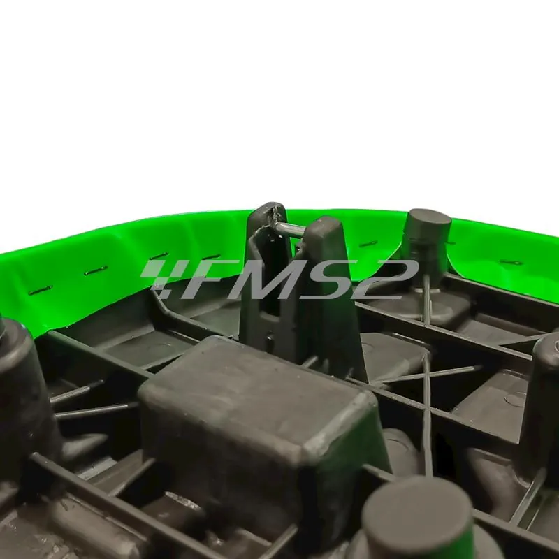 Sella biposto made in Italy Nisa per scooter Mbk Booster spirit prodotti fino al 2003 di colore nero con fascia verde fluo, ricambio 0333BCNV