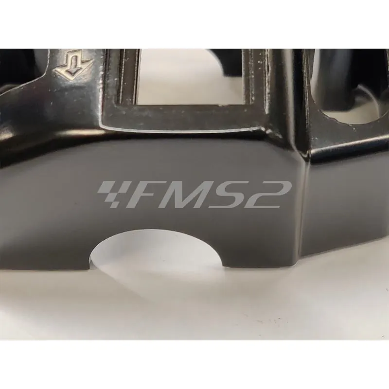 00135056 Coperchio anteriore comando devio fanali sinistro nudo senza pulsanti in alluminio di colore nero per scooter e maxi scooter Kymco Agility 50, 125, 150 e 200 cc
