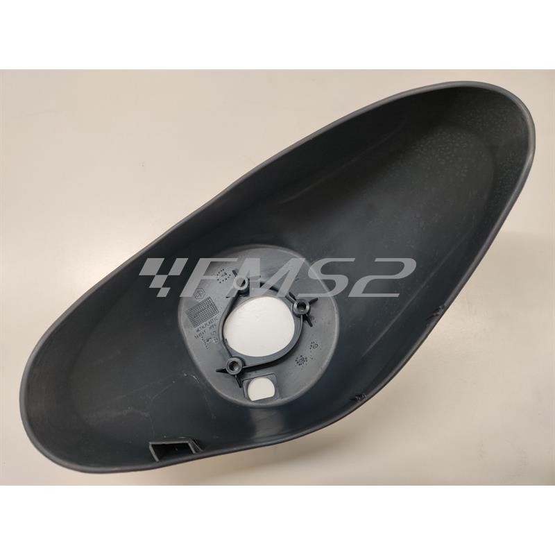 Parafango anteriore in plastica grezza non verniciabile di colore grigio scuro per scooter Piaggio Zip SP 50 prodotti dal 2006 in poi e adattabile anche sul modello dal 2000 al 2004, ricambio 59734900G7