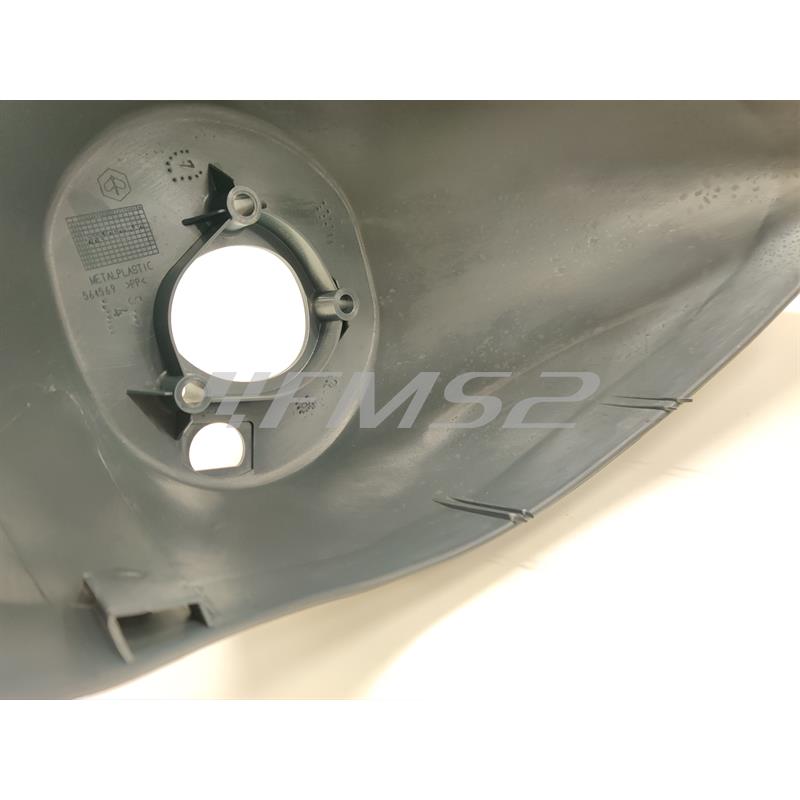 Parafango anteriore in plastica grezza non verniciabile di colore grigio scuro per scooter Piaggio Zip SP 50 prodotti dal 2006 in poi e adattabile anche sul modello dal 2000 al 2004, ricambio 59734900G7