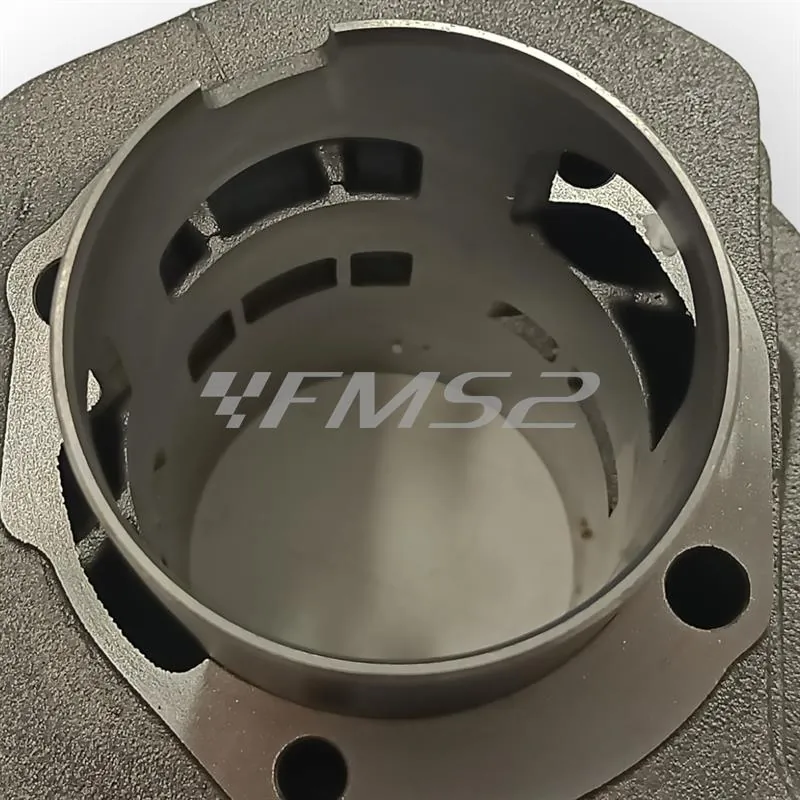 Gruppo termico motore Polini per Piaggio Vespa PX200E in ghisa con diametro 68,5 mm  completo di testa e pistone bi fascia e guarnizioni, ricambio 1400233