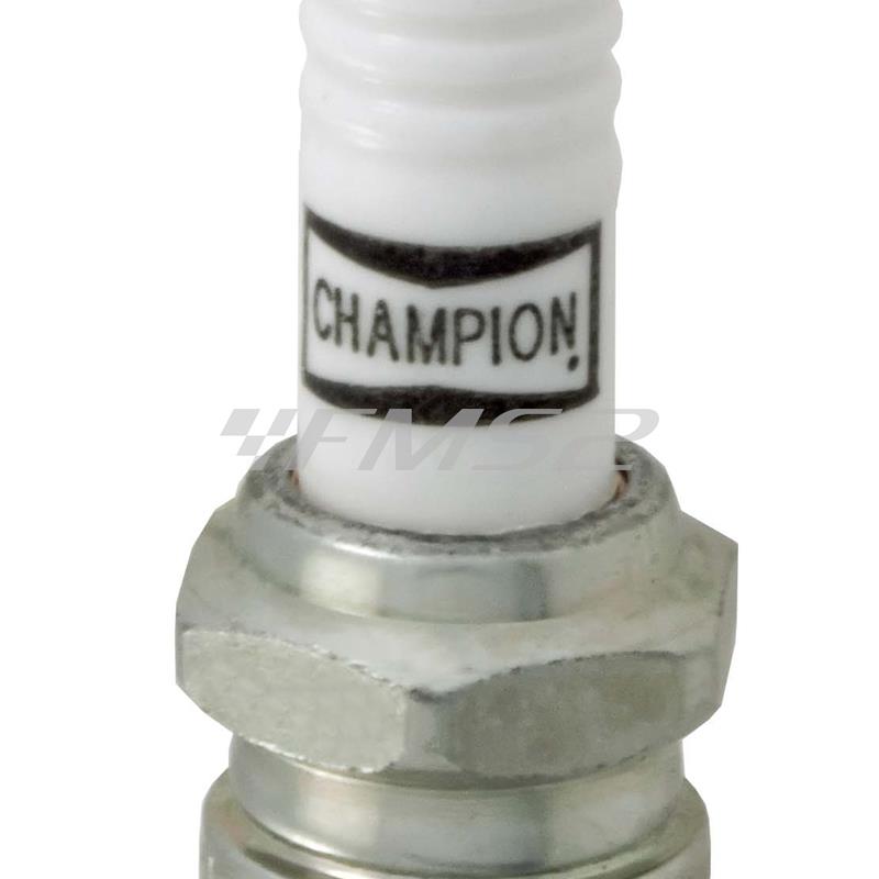 Candela Champion L77JC4, filettatura estesa, ricambio 246211090