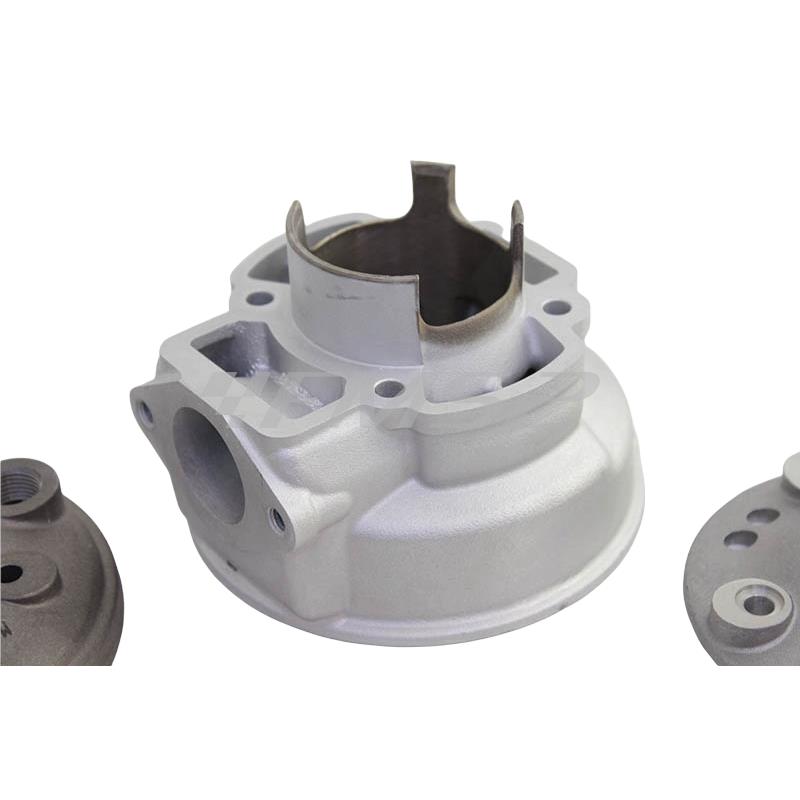 Motore gruppo termico Top TPR 2 70 cc con diametro 47,6 mm  spinotto 12 mm per scooter con motore Piaggio con raffreddamento a liquido, ricambio 9928520