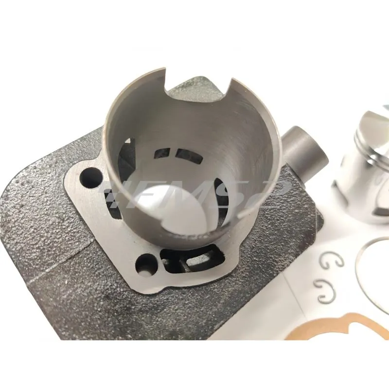 Motore gruppo termico completo di pistone diametro 43 mm (cilindrata 60 cc) e spinotto diametro 10 mm per Piaggio Ciao, Si, Boxer, Grillo, Bravo senza testa, ricambio KT00067