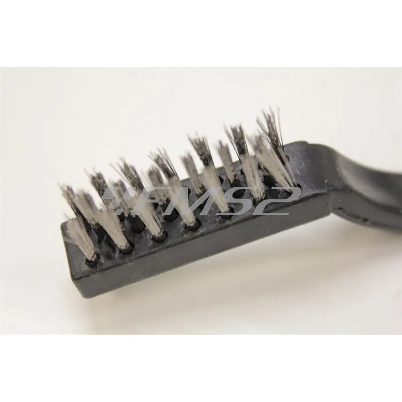 60017526 Spazzola pulisci candela con fili in acciaio e pratico manico in plastica di colore nerocon sagomatura per le dita (LV2)