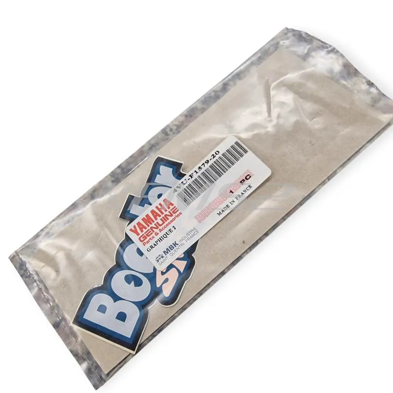 Adesivo originale Yamaha per carena posteriore Mbk Booster Spirit prodotti dal 1996 fino al 1998 di colore viola e rosa metallizzato, ricambio 4VUF15792000