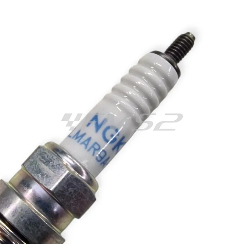 947010044600 Candela NGK LMAR9A-9 originale Yamaha