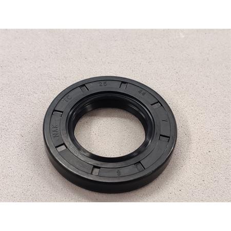 Paraolio Athena in gomma NBR modello TC con misura 25x44x7 mm per applicazioni varie, ricambio M730901690800
