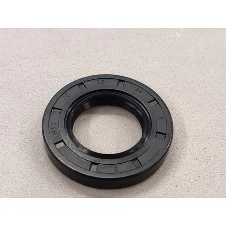 Paraolio Athena in gomma NBR modello TC con misura 25x44x7 mm per applicazioni varie, ricambio M730901690800