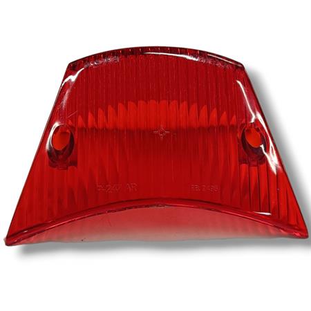 Gemma fanale posteriore Bosatta in plastica di colore rosso come originale per scooter Piaggio Zip 50 aria prodotti dal 2000 in poi e Zip SP 50 Lc prodotti dal 2000 in poi, ricambio RP247