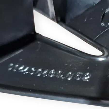 Mascherina fanale nera originale BETA specifica per BETA RR ENDURO e MOTARD 50 2t e 125 4t prodotti dal 2010 fino al 2020, ricambio 014.43.040.10.52