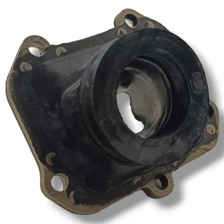 Collettore aspirazione One Italia in gomma con attacco a 5 viti per motori Rotax montati sulla Aprilia RS  125 cc prodotte dal 1999 fino al 2010 e Aprilia 125 cc Tuono, ricambio 77140660