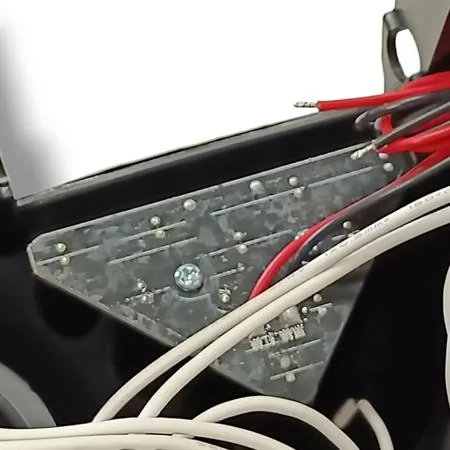 77201311A Fanale anteriore alogeno con led (One Italia)