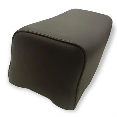 Sella lunga nera per Piaggio SI 1° serie con scritta posteriore stampata bianca e apertura laterale (Delta), ricambio 047