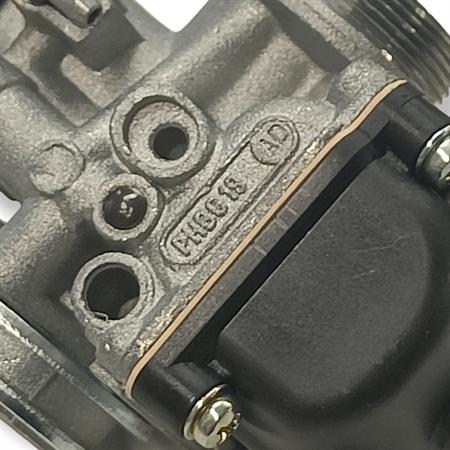 Carburatore Dell'orto serie PHBG19 AD con taratura standard, attacco femmina e viti regolazione sul lato destro per applicazioni varie su ciclomotori con collettore in alluminio, ricambio 02513