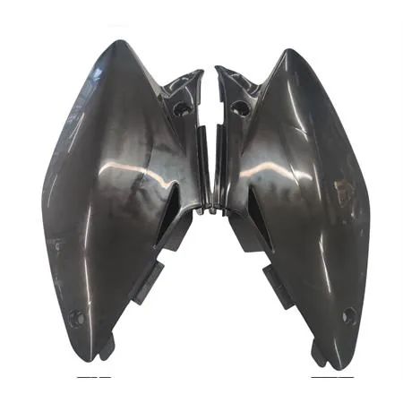 Coppia fianchetti sotto sella posteriori HM - Vent in plastica di colore nero senza grafiche per HM e Vent 50 cc e 125 cc enduro e motard, ricambio W23227