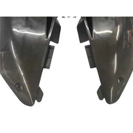 Coppia fianchetti sotto sella posteriori HM - Vent in plastica di colore nero senza grafiche per HM e Vent 50 cc e 125 cc enduro e motard, ricambio W23227