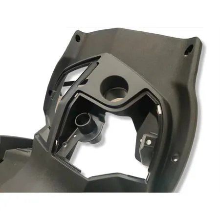 Scudo paragambe Malaguti di colore nero glitterato per scooter F12R prodotti dal 2007 in poi con raffreddamento ad aria e liquido, ricambio 06512403