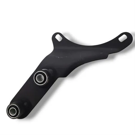 Staffa Malossi verniciata nera completa di silentblock per marmitta modello Wild Lion omologata per scooter con motore Piaggio raffreddati ad aria, ricambio 1816600B