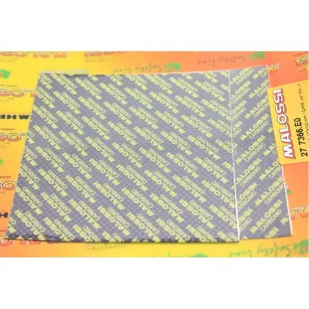 Coppia lastre 100x100 mm fibra di carbonio Malossi con spessore da 0,40 mm, ricambio 277366E0