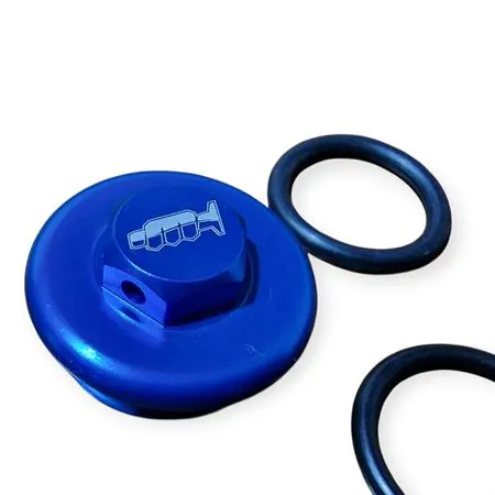 AV3002B Tappo carico olio M24 X 3 mm anodizzato blu con chiave da 13 mm specifico per KTM, GAS GAS, HUSQVARNA, HUSABERG, VENT e SHERCO
