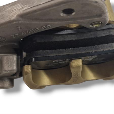 Pinza freno Brembo anteriore flottante serie oro per Husqvarna SMS/SMR/SM/WR/WRE/TC/CR/TE con 2 Pistoncini Ø 28 mm e interasse di fissaggio 60 mm, ricambio 22520030