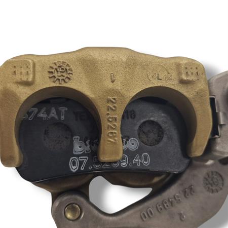 Pinza freno Brembo anteriore flottante serie oro per Husqvarna SMS/SMR/SM/WR/WRE/TC/CR/TE con 2 Pistoncini Ø 28 mm e interasse di fissaggio 60 mm, ricambio 22520030
