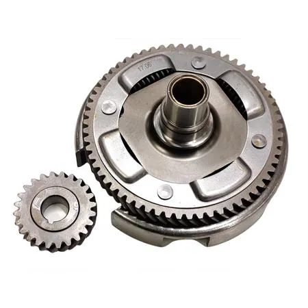 CP0003 Coppia trasmissione primaria a denti elicoidali con rapporto originale Z24x61 Newfren con parastrappi per Piaggio Vespa 125 primavera e 125 Et3 