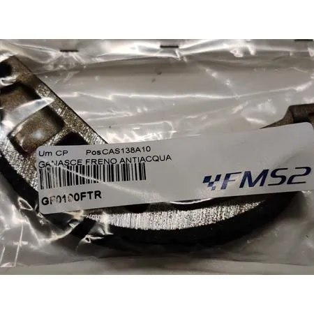 Ganascia freno a tamburo posteriore Newfren versione con tagli antiacqua, per ciclomotori Piaggio Ciao, Si, Grillo, Boxer, Boss, Bravo, SuperBravo, ricambio GF0190FTR