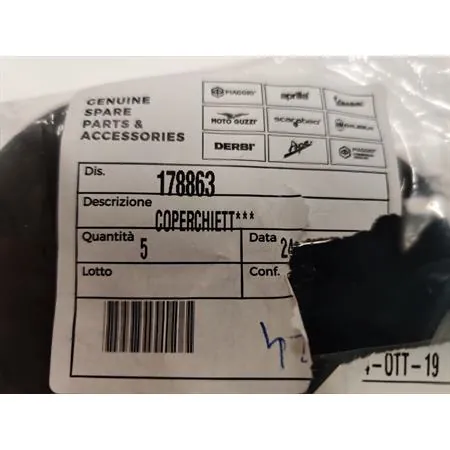 178863 Coperchietto manubrio (Piaggio Gilera)