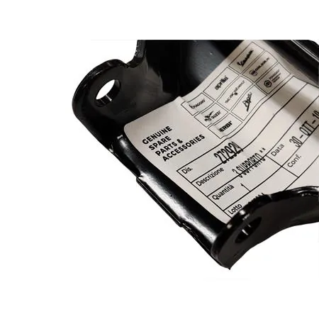 Supporto piastra attacco cavalletto centrale originale nella configurazione nuda per scooter con motore Piaggio aria e liquido a 2 tempi, ricambio 272929