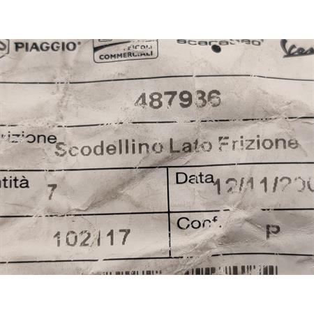 Scodellino lato frizione (Piaggio Gilera), ricambio 487936