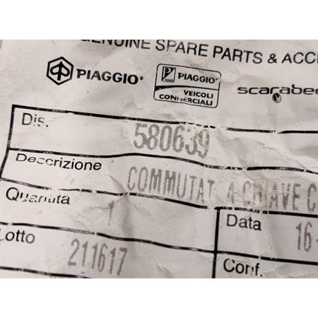 Commutatore elettrico con attacco spina a 4 pin per scooter e maxi scooter Piaggio e Gilera, ricambio 580639