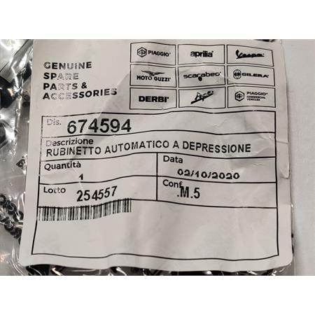 Rubinetto benzina automatico a depressione con doppia membrana per scooter e maxi scooter Piaggio, ricambio 674594