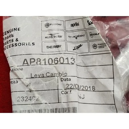 Leva cambio originale Aprilia AP8106013 per Aprilia RS 125 2T, AF1 125 2T, Tuono 125 2T, Europa 125 2T