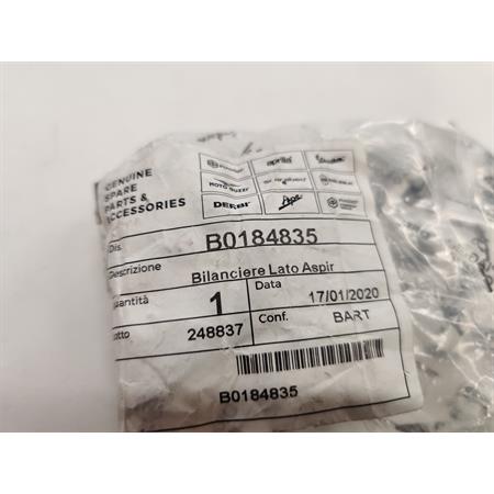 Bilanciere lato aspirazione cpl. x ric., ricambio B0184835