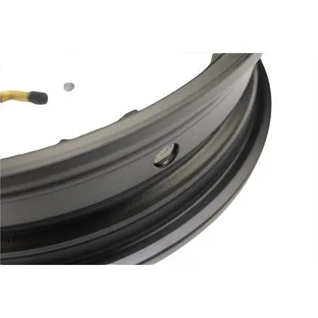 Cerchio tubeless vespa 10 pollici nero e cromo in alluminio e produzione made in Italy (FA ITALIA), ricambio 4555621