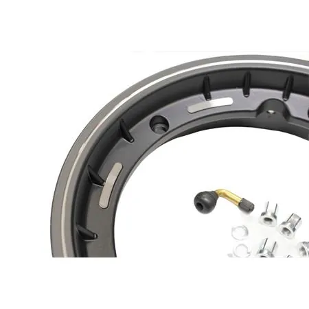 Cerchio tubeless vespa 10 pollici nero e cromo in alluminio e produzione made in Italy (FA ITALIA), ricambio 4555621
