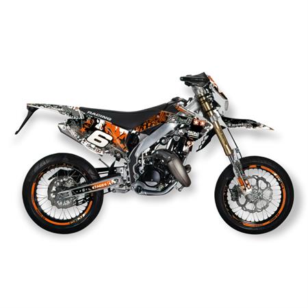 Kit adesivi carena stage6 di colore arancione e bianco per Hm 50 prodotte dal 2006 in poi versione motard ed enduro, ricambio S6058804WH