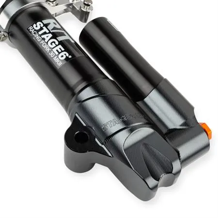 S6-1450502/PACK1 Forcella coppia gambali e steli forcella anteriore Stage6 R/T MK2 in alluminio anodizzato nero con lavorazione CNC e supporti parafango per scooter Mbk Nitro e Yamaha Aerox 50 cc