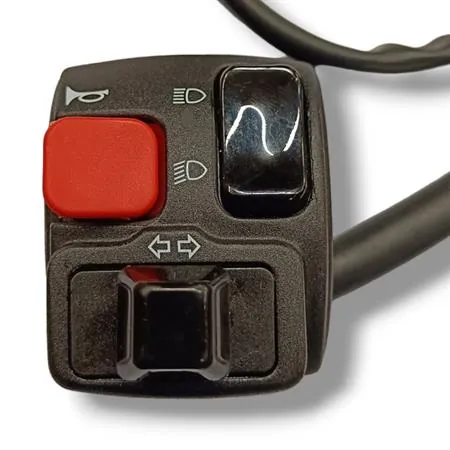 Dispositivo comandi elettrici sinistro Domino con funzione frecce, fanali abbaglianti e anabbaglianti e clacson per applicazione enduro e motard 50 cc, ricambio 0051AA2B0403