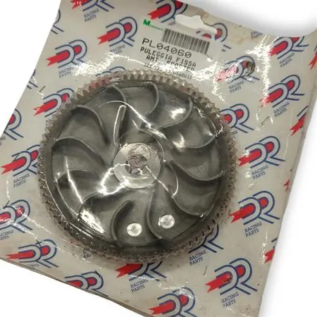 Semipuleggia fissa anteriore dr per maxi scooter con motore Piaggio Gilera 125 4t e 150 4t, ricambio PL04060